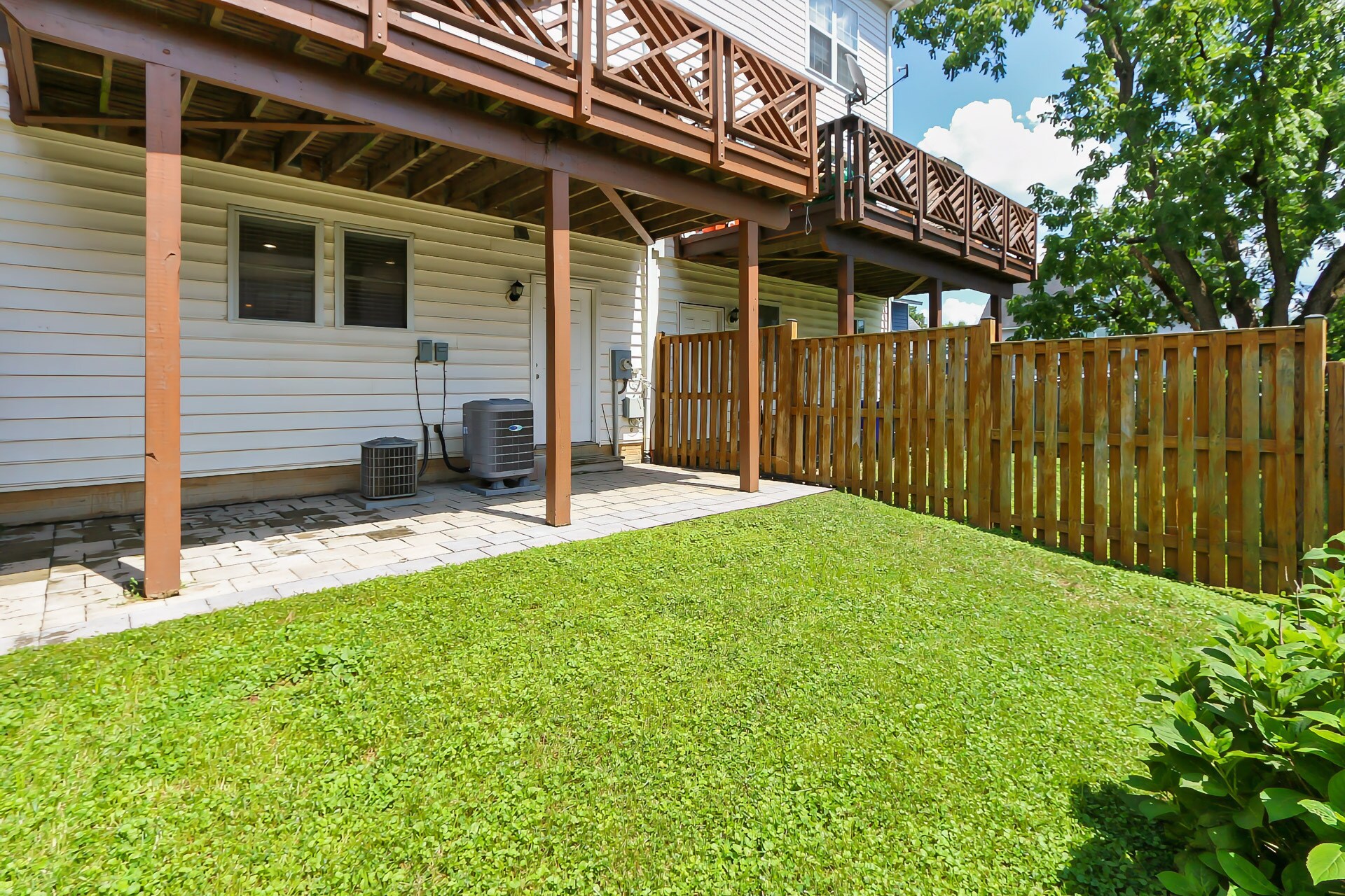Backyard, Privacy - 2022 N Culpeper St