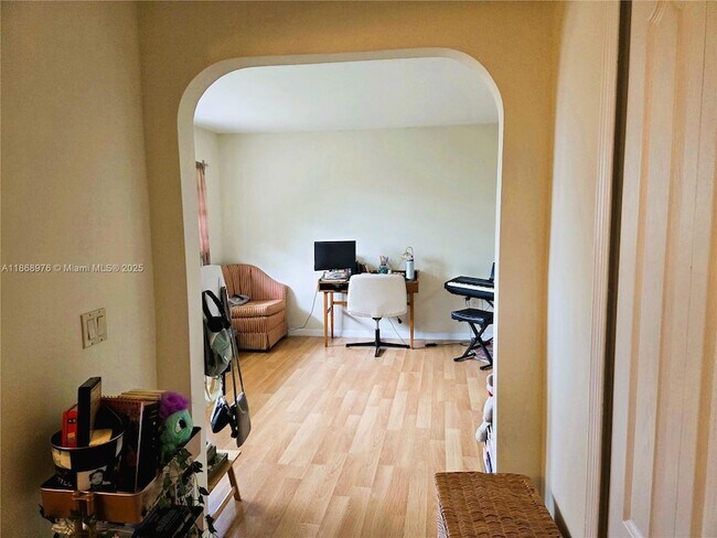 Building Photo - 15591 SW 45th Terrace