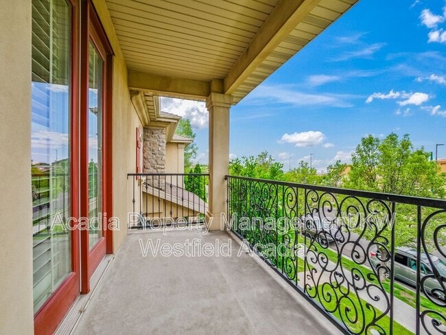 Building Photo - 912 N 980 W