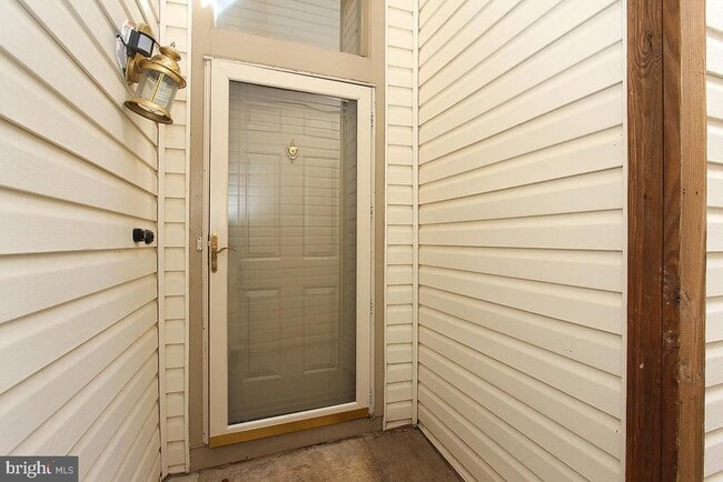 Building Photo - 18112 Windsor Hill Dr