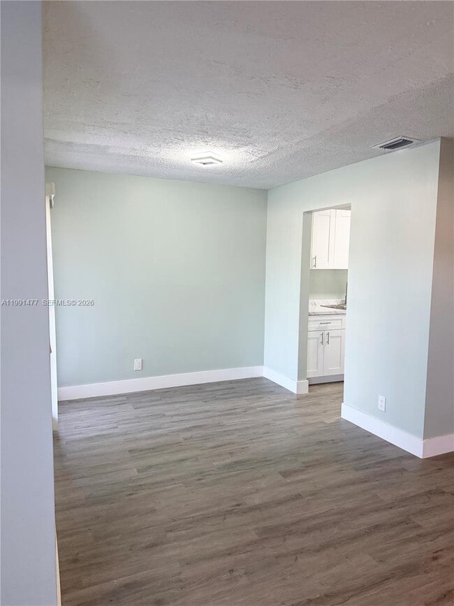 Building Photo - 804 SW 73rd Ave