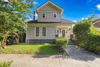 Building Photo - Renovated 3 Bed • 1.5 Bath Upstairs Unit -...