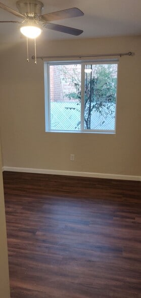 Building Photo - 24 W Rillito St
