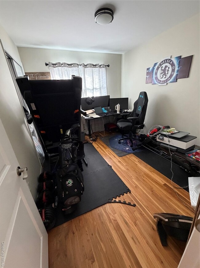 Building Photo - 12 Bryn Mawr Pl