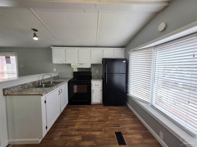 Building Photo - 8527 San Juan Calzada