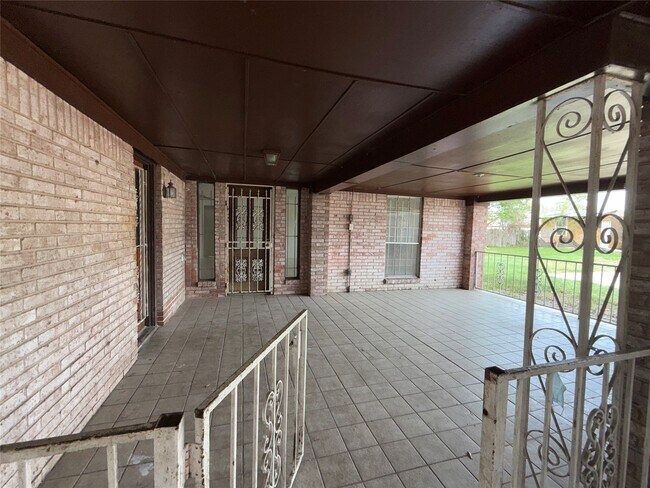 Building Photo - 1803 Tidwell Ln