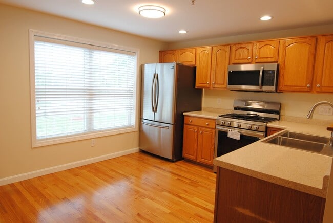 Building Photo - 109 Overlook Cir