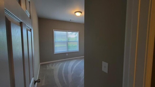 Building Photo - 5099 Mars Hill Rd