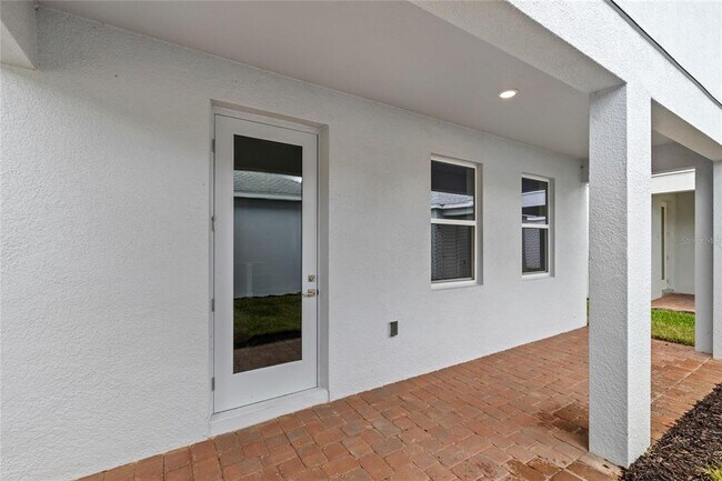 Building Photo - 2527 Long Pne Ave