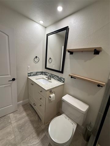 Building Photo - 6405 Tyler Ct