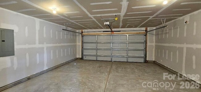 Building Photo - 1615 Cannonball Ln