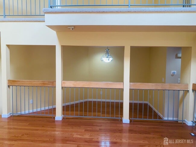 Building Photo - 12 Catawba Ct