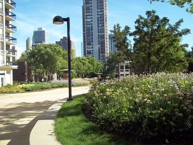 Building Photo - 1360 N Sandburg Terrace