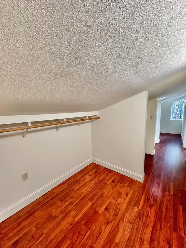 Building Photo - 13590 Red Dog Rd