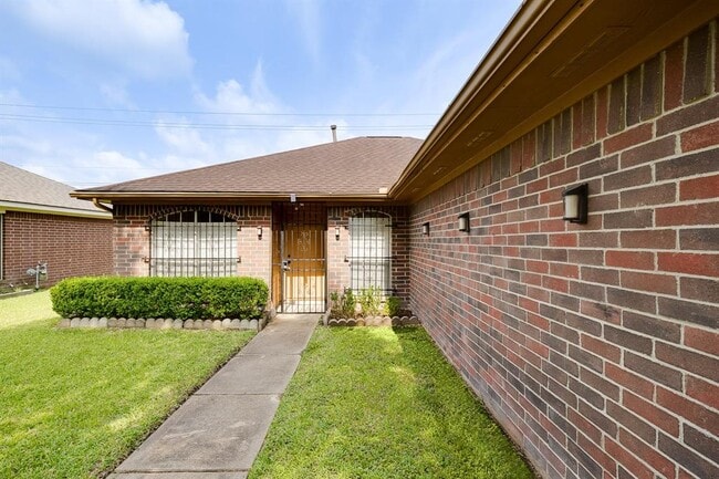 Building Photo - 12914 Townwood Dr