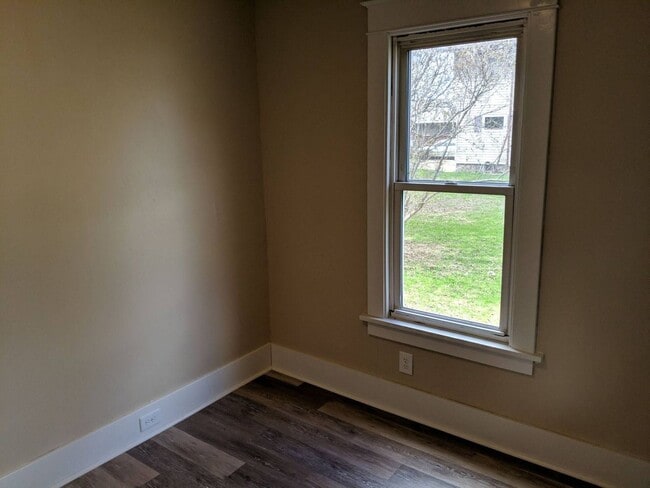 Building Photo - 3 Bed 1 Bath Single Family Home in Antigo