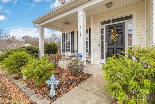 Building Photo - Earn Wealth While Leasing - Like a Homeowner - Lease to Own