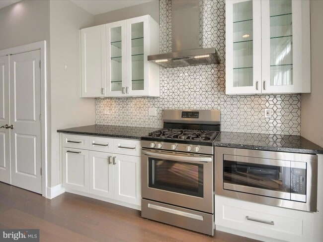 Building Photo - 3822 Manayunk Ave