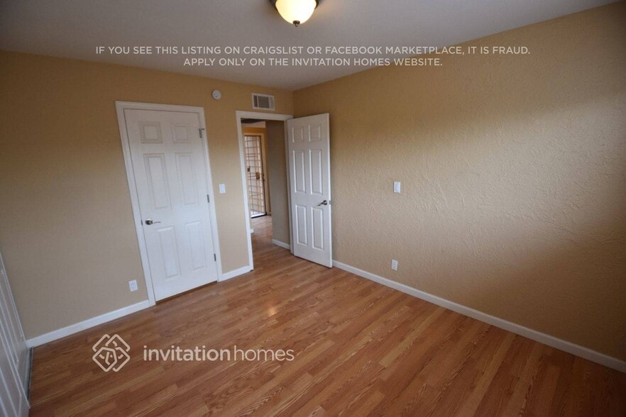 Building Photo - 9602 N 35th Dr