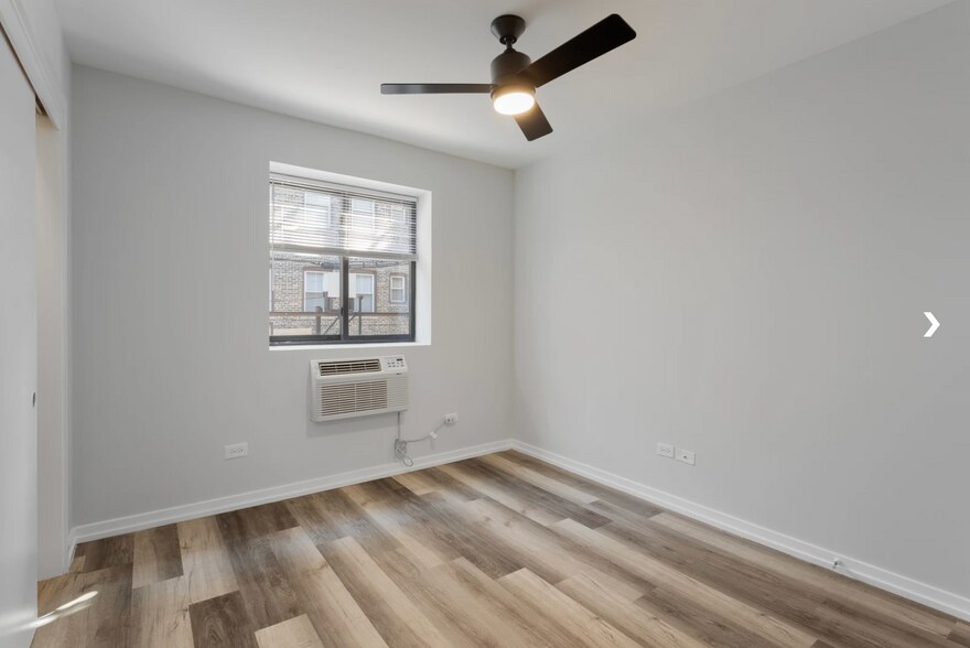 Building Photo - 5416 N Winthrop Ave