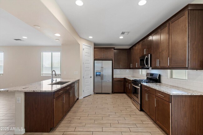 Building Photo - 3712 S 64th Ave