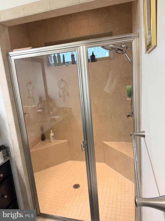 Building Photo - 7413 Matapan Dr