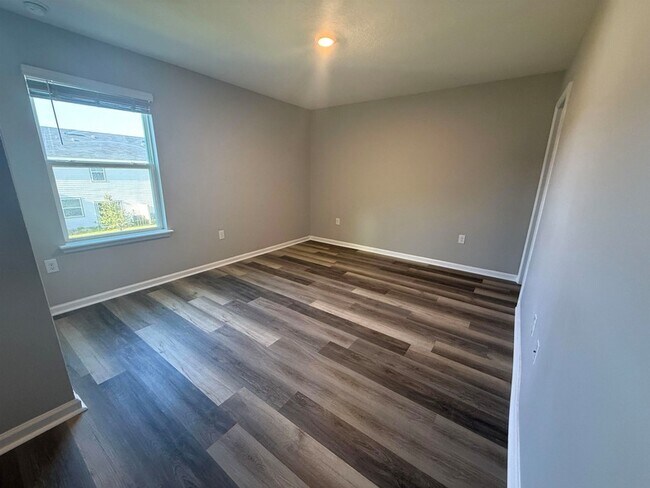 Building Photo - 128 Great Star Ct