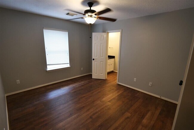 Building Photo - 4914 Maxie St