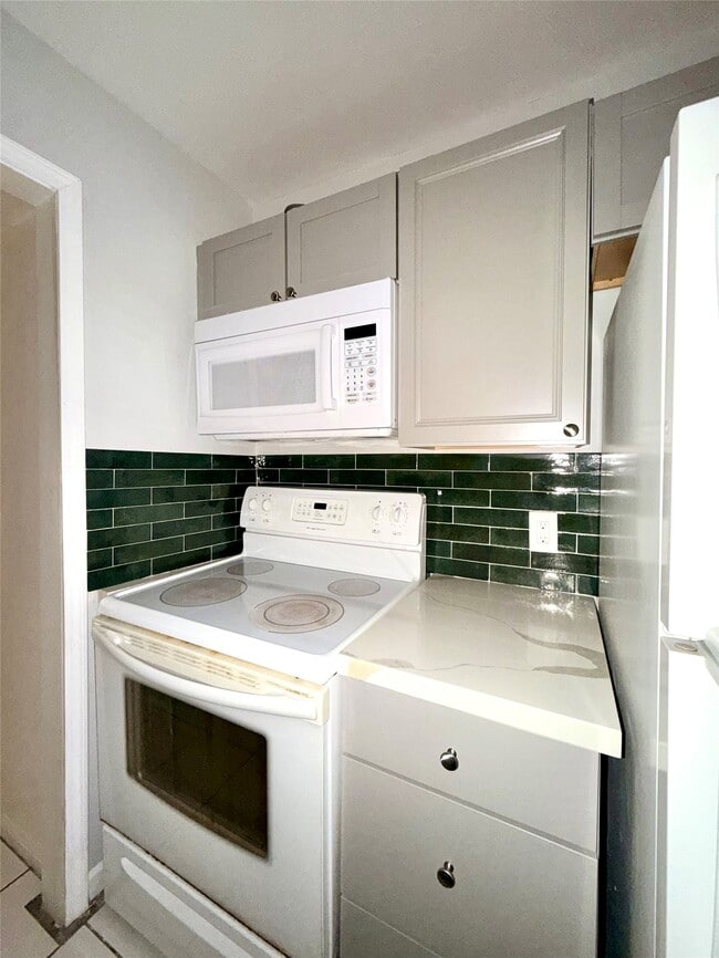 Building Photo - 2507 Montrose Blvd