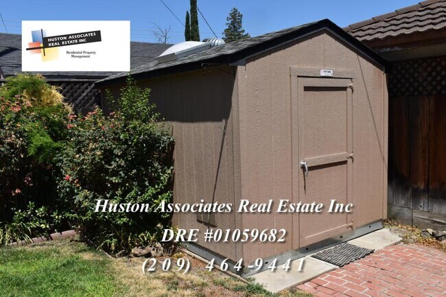 Building Photo - 141 W Sonoma Ave