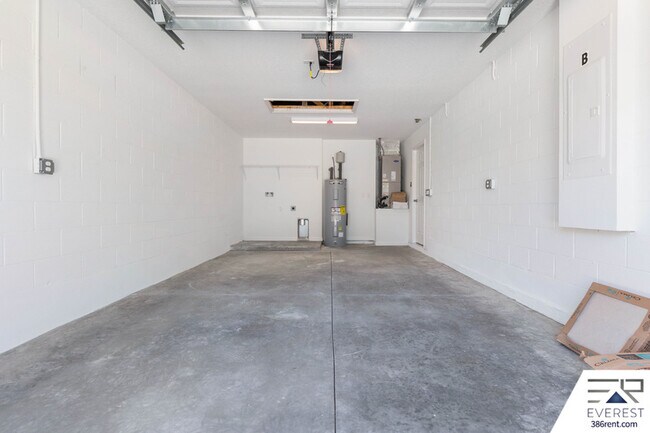 Building Photo - 11 Serenity Pl
