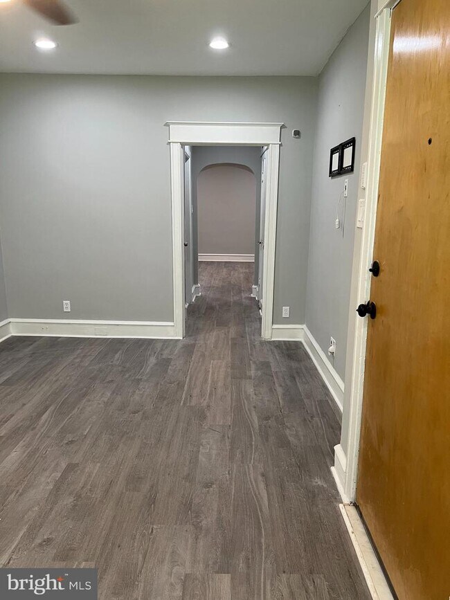 Building Photo - 6226 N 4th St