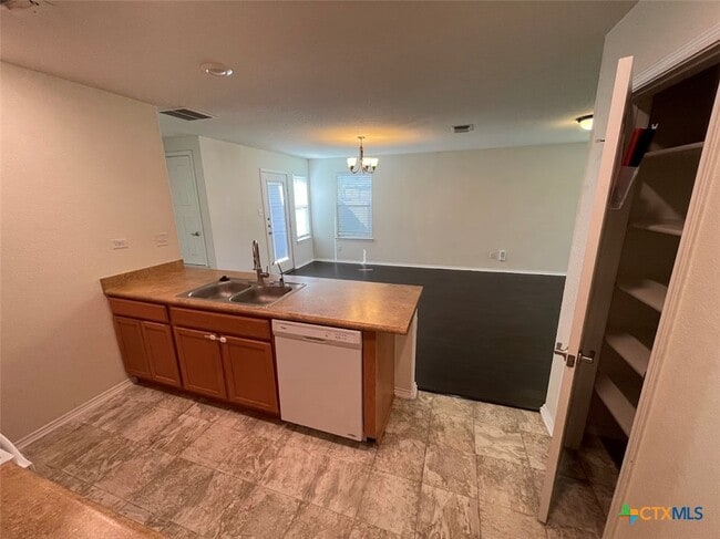 Building Photo - 2092 Brandywine Dr