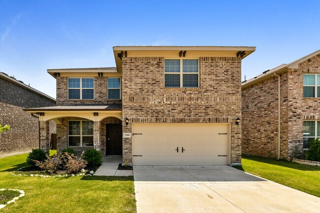 Primary Photo - 7908 Spritsail Ln