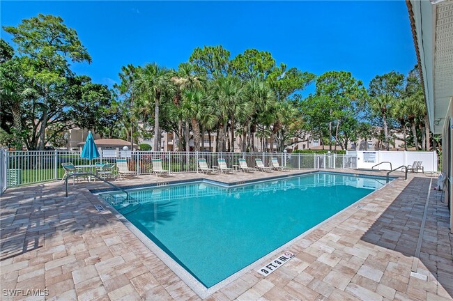 Building Photo - 992 Woodshire Ln
