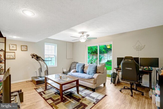 Building Photo - 7729 Silver Sage Ct