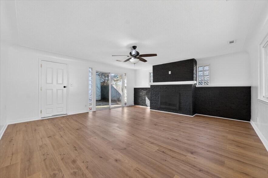 Building Photo - 23817 Willard Ave