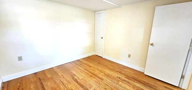 Building Photo - 155 North St