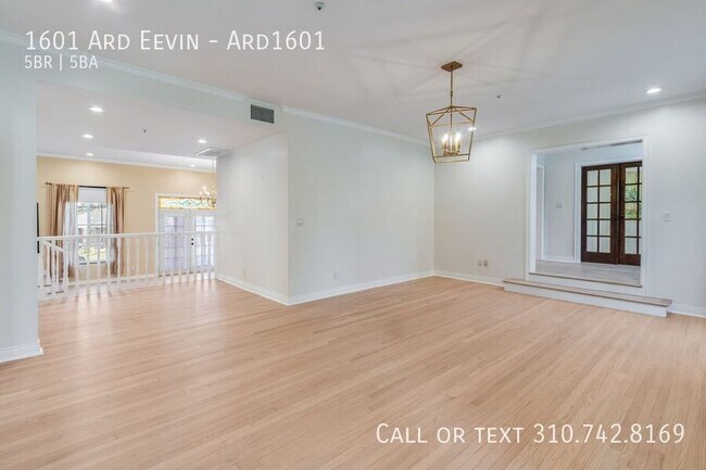 Building Photo - 1601 Ard Eevin Ave