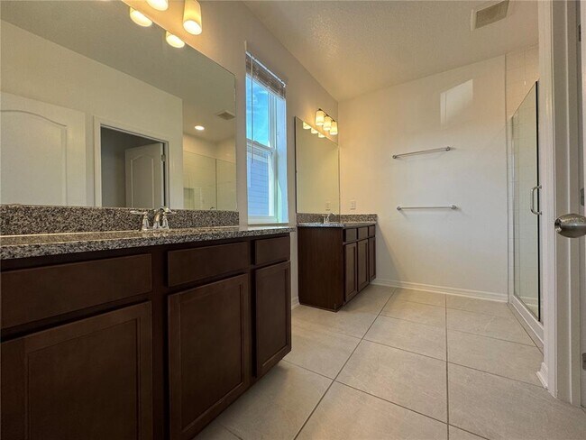 Building Photo - 12512 Encore At Ovation Way