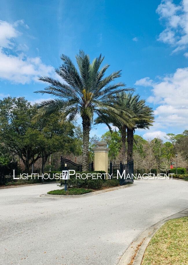 Building Photo - Luxurious Condominium in the Desirable Noc...