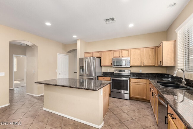 Building Photo - 202 E Rock Wren Dr