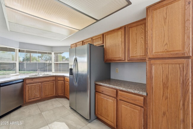 Building Photo - 17853 N 43rd Dr