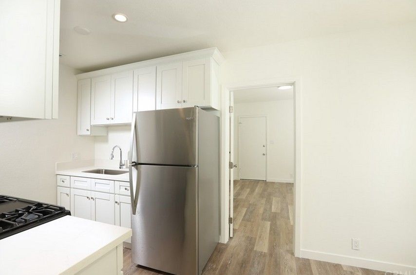 Building Photo - 1004 W Clark Ave