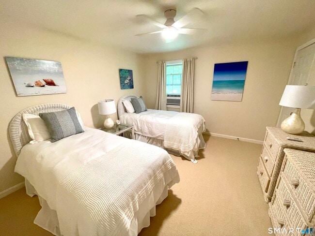 Building Photo - 84 Renee Dr