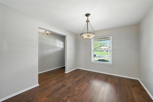Building Photo - 729 Kingswood Ave