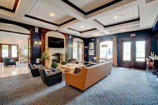 Building Photo - 2221 Tuscany Way