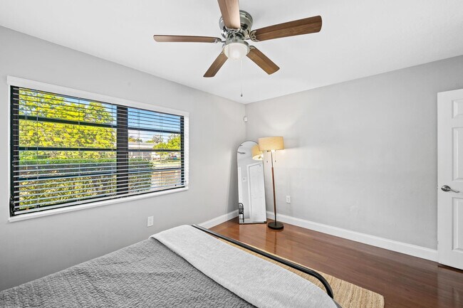 Building Photo - 1601 NE 63rd St