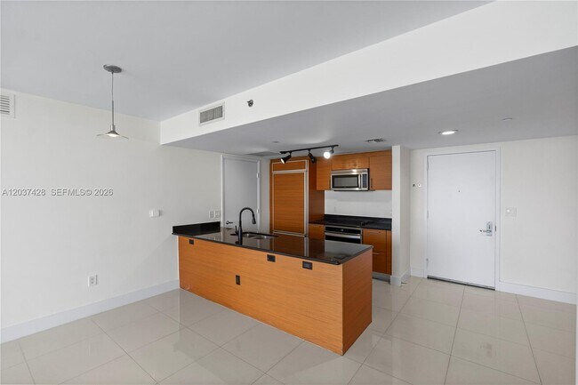 Building Photo - 50 Biscayne Blvd
