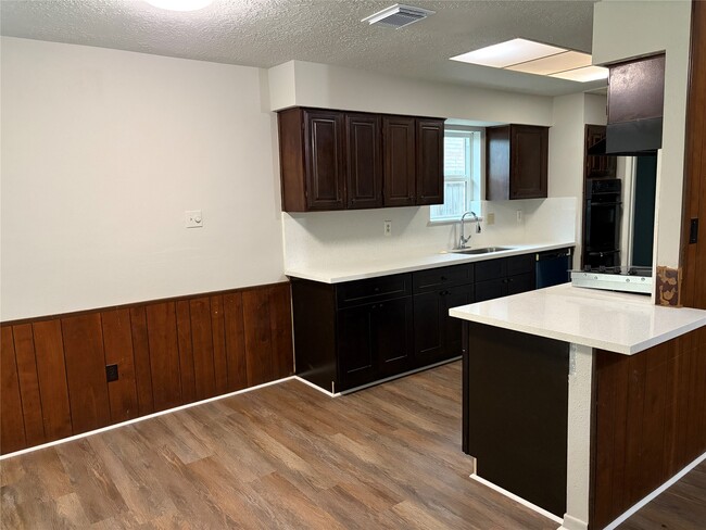 Building Photo - 12719 Huntington Field Dr